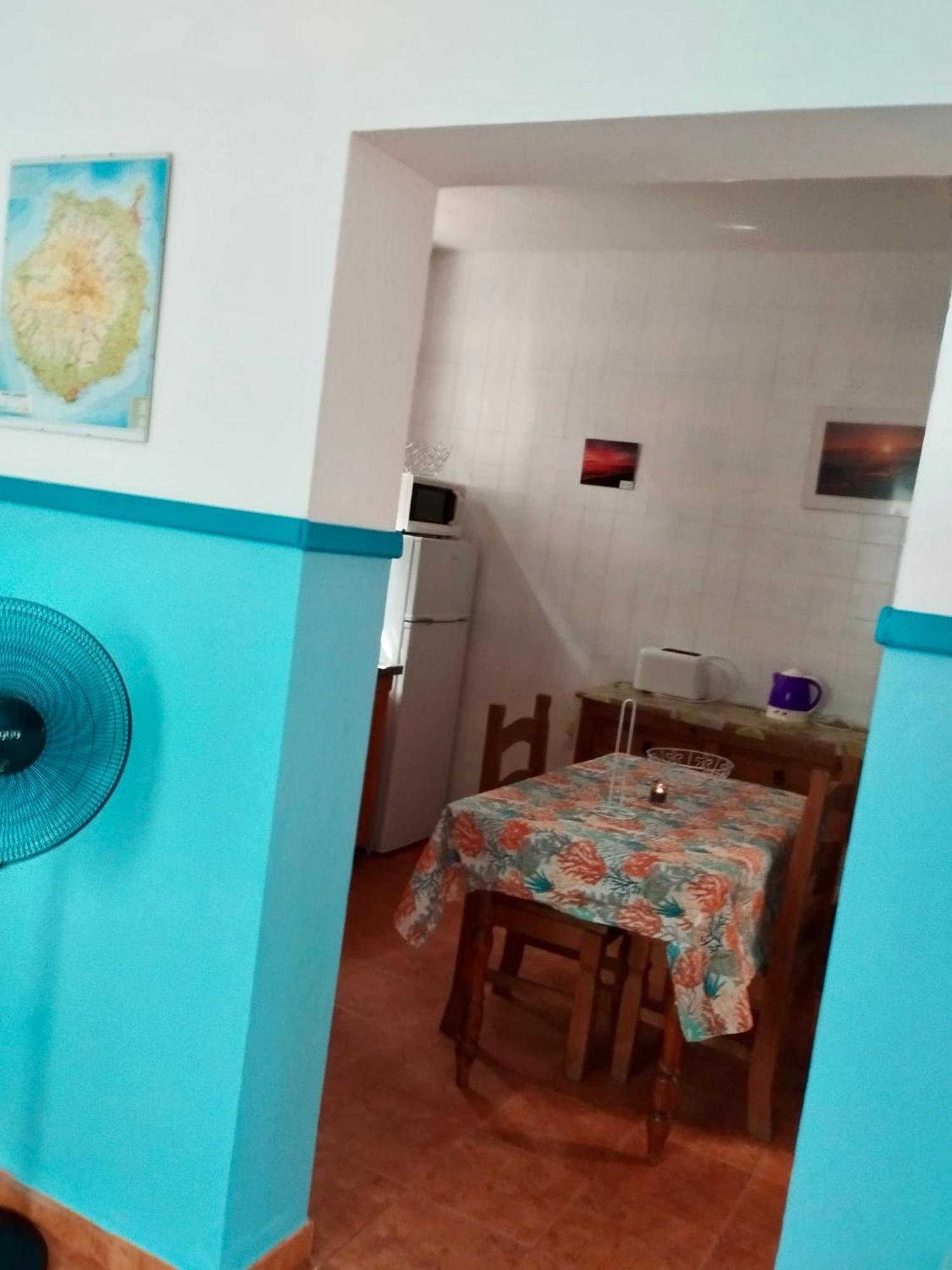 Apartamentos Buen Leon Playa de Tasarte エクステリア 写真