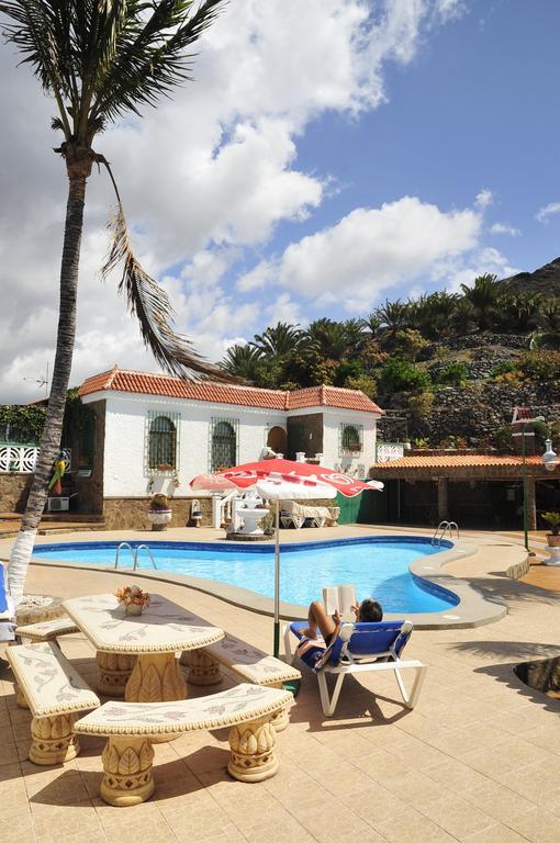 Apartamentos Buen Leon Playa de Tasarte エクステリア 写真
