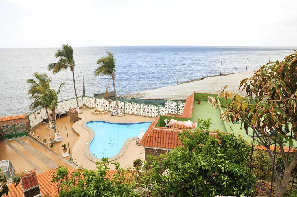 Apartamentos Buen Leon Playa de Tasarte エクステリア 写真